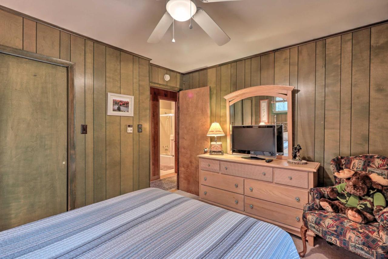 Poconos With Game Walk To Harmony! Holiday home *